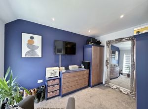 Photo 19- click for photo gallery